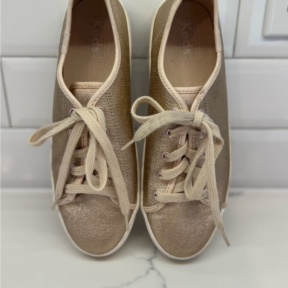 Keds kids girls Metallic Gold Sneakers Kickstart size 3.5